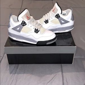 Air Jordon Retro 4
